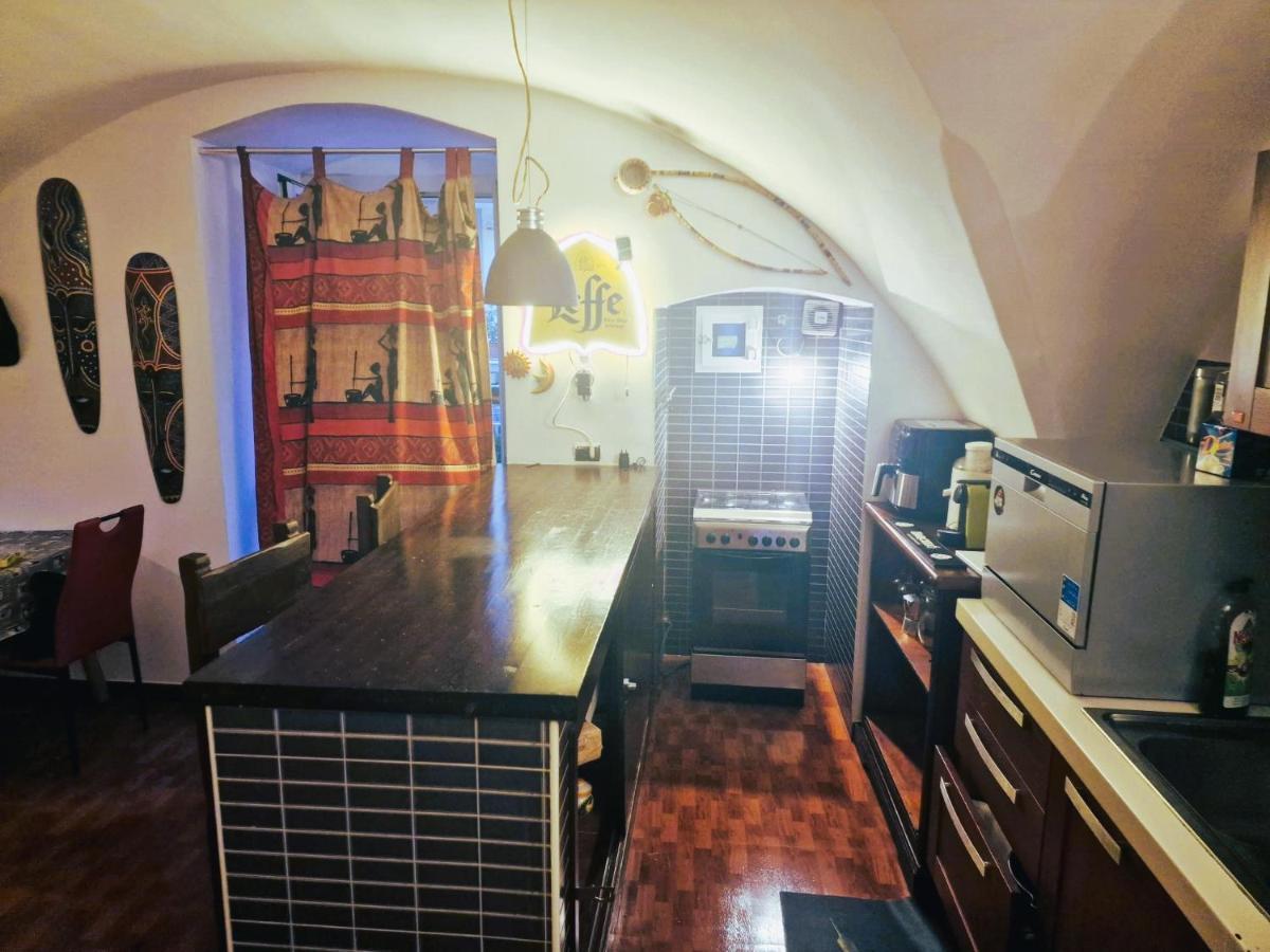 Appartement Visconti Loft House 164 à Bari Extérieur photo